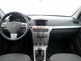 Opel Astra Elegnace Facelift 1.7 CDTi 81кВ