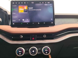 Skoda Superb 195kW