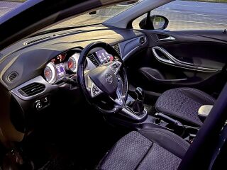 Opel Astra Sports Tourer+ 1.6 100кВ