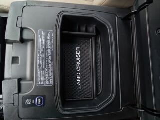 Toyota Land Cruiser 4.5 V8 210kW