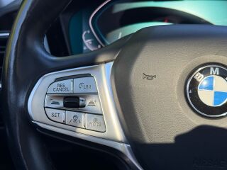 BMW 330 xDrive Sport Line Plug-in Hybrid 2.0 215kW