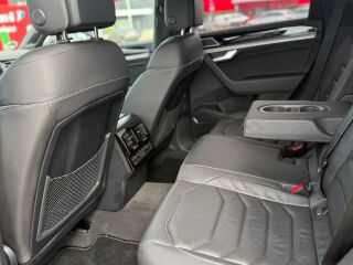 Volkswagen Touareg R-Line 3.0 210kW