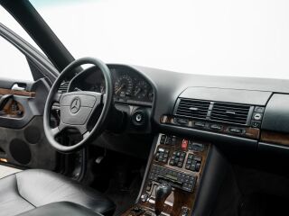 Mercedes-Benz S 600 SEL V12 6.0 300kW