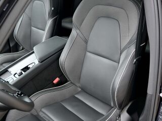 Volvo XC60 AWD H&K ULTIMATE DARK INTELLI SAFE 2.0 T6 Plug-in LONG RANGE 293kW