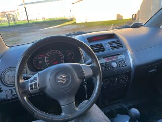 Suzuki SX4 1.6 R4 79kW