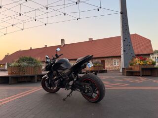 Kawasaki Z 750 R4 77kW