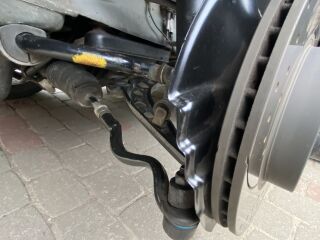 BMW 320 2.0 R6 110kW