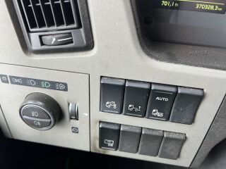 Volvo FM 370 Külmik Carrier avatava küljega 10.8 R6 278kW