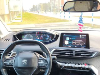 Peugeot 5008 1.6 121kW
