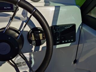 Victroy 515 Open + Yamaha F100