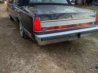 Lincoln Town Car 140kW