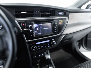 Toyota Auris Comfort Line 1.6 97кВ