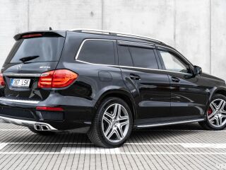 Mercedes-Benz GL 63 AMG 5.5 V8 Bi-Turbo 410kW