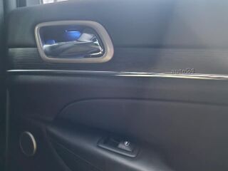 Jeep Grand Cherokee Summit 3.0 V6 184kW