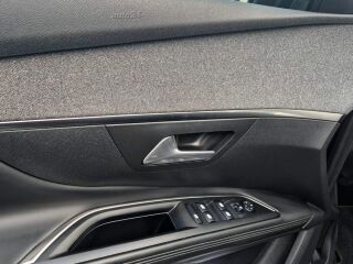 Peugeot 5008 1.5 85kW
