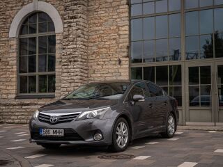 Toyota Avensis 1.8 108кВ