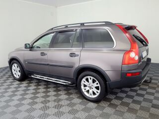 Volvo XC90 Summum ATM 2.4 D5 136kW