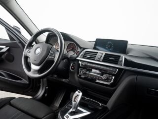 BMW 330 e iPerformance Sport Line 2.0 185kW