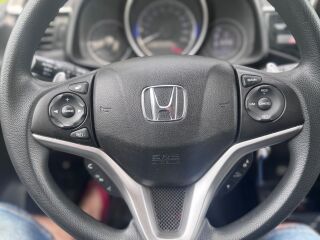 Honda Jazz 1.3 75кВ