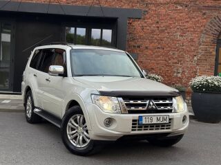 Mitsubishi Pajero Rockford DESIGN 3.2 147kW