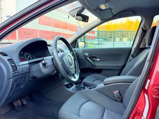 Renault Laguna Elegance 2.0 99kW