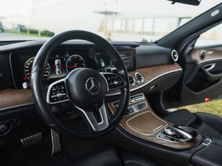 Mercedes-Benz E 200 1.6 118kW