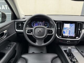 Volvo V60 Inscription Facelift MY23 2.0 B4 KERS MILD Kerghübriid 145кВ