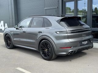 Porsche Cayenne S Sport Chrono 4.0 DWH 349kW