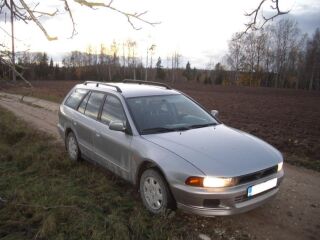 Mitsubishi Galant 2.0 r4 100кВ