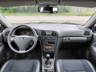 Volvo V40 1.9 R4 75кВ
