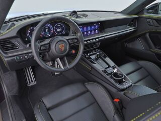 Porsche 911 Carrera 4 GTS Coupe T-Hybrid 3.6 398kW