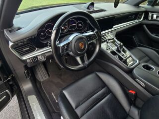 Porsche Panamera 4 E-HYBRID SPORTCHRONO 2.9 340кВ