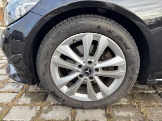 Mercedes-Benz C 200 T 1.5 4 in row Hybrid-Petrol 135kW