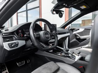 Audi A5 S-Line 2.0 140кВ