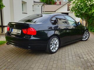 BMW 320 2.0 120kW