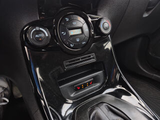 Ford Fiesta Titanium Atm 1.0 74kW
