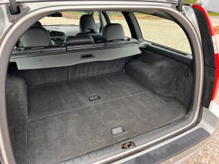 Volvo V70 2.4 R5 D5 136kW