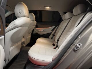 Mercedes-Benz E 300 de 4Matic 2.0 225кВ