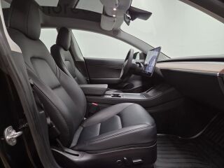 Tesla Model 3 Long Range Dual Motor All-Wheel Drive 153kW