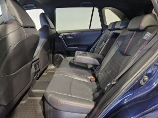 Toyota RAV4 Plug-in Hybrid Premium AWD 2.5 136кВ