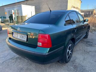 Volkswagen Passat 1.6 R4 74kW