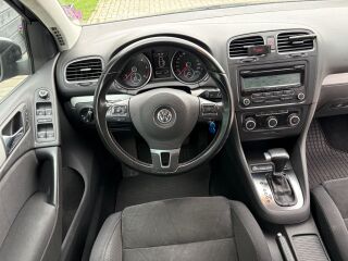 Volkswagen Golf 1.6 77kW