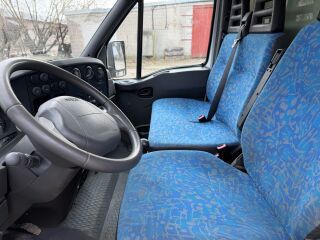 Iveco 50C13 Matkaelamu 2.8 92kW