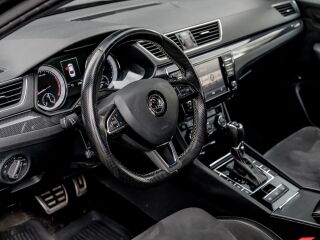 Skoda Superb 2.0 162kW