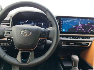 Toyota Camry Premium 137kW