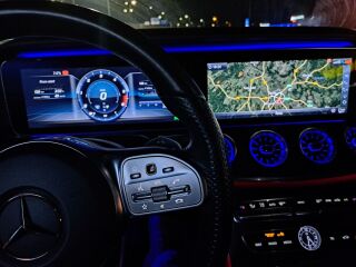 Mercedes-Benz E 220 COUPE 4 MATIC 9G AMG NIGHT PACKAGE 2.0 143кВ