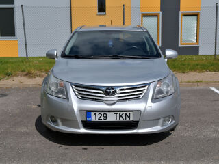 Toyota Avensis 2.0 93кВ