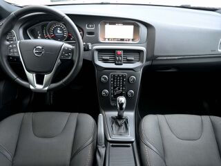 Volvo V40 Cross Country MOMENTUM CROSS THORS INTELLI SAF 2.0 88kW