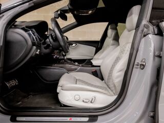 Audi RS 7 4.0 V8 412kW