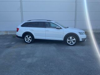 Skoda Octavia Scout 2.0 135кВ